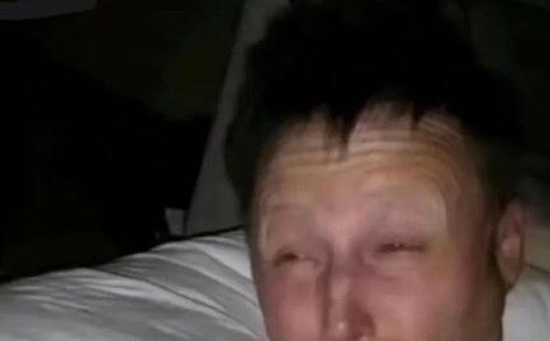 张怀民睡醒表情包